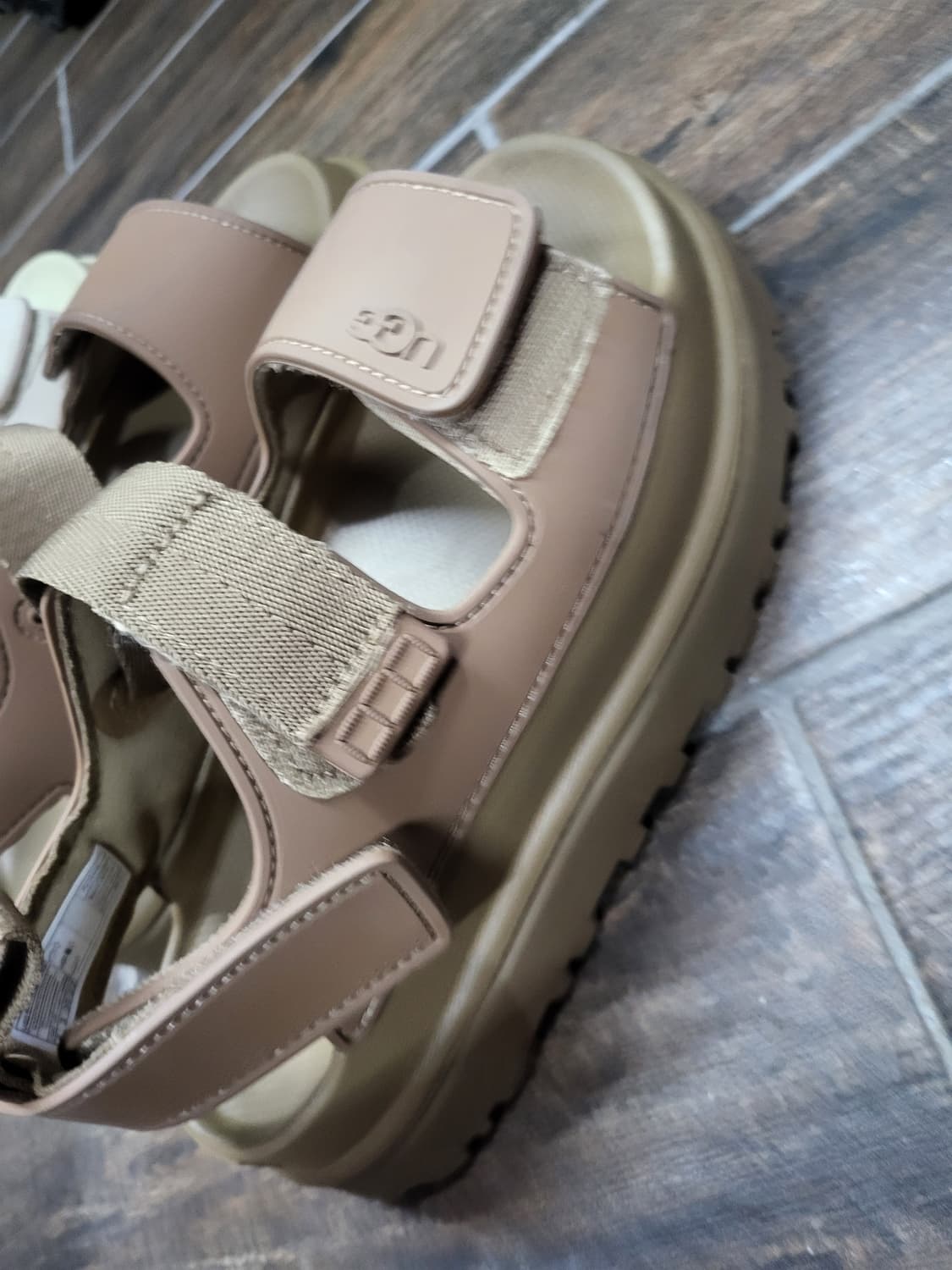 UGG 어그 샌들 베이지/브라운 2족220 상품이미지4
