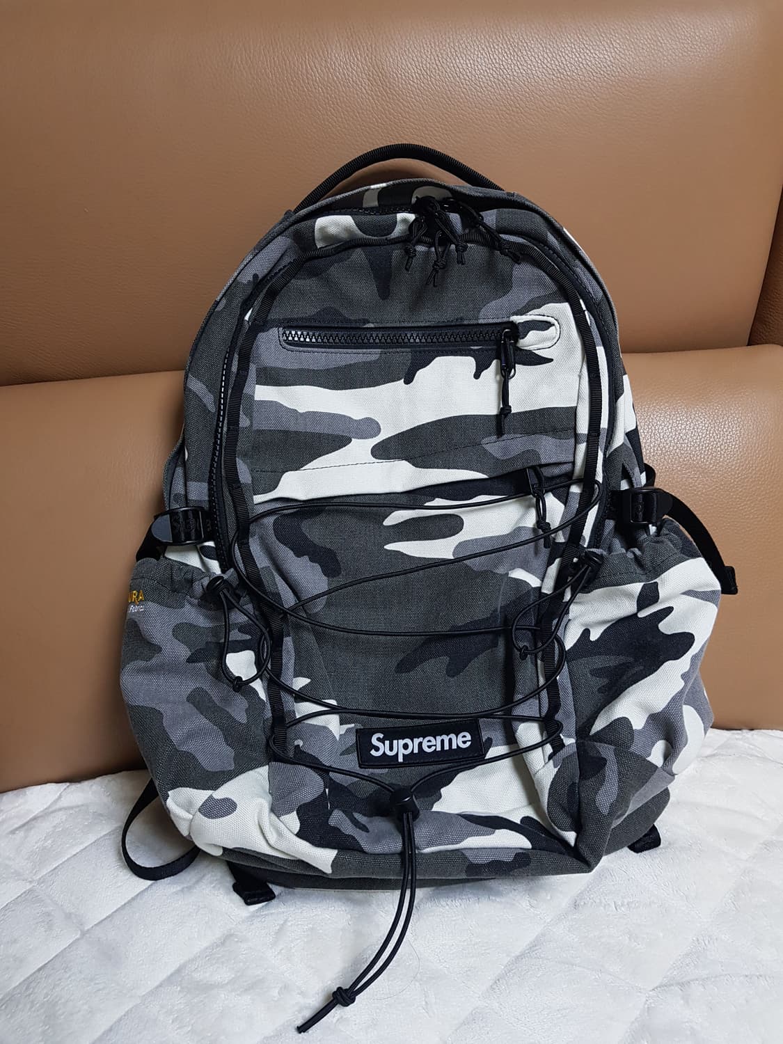 슈프림 백팩 스노우 카모 25SS 상품이미지2
