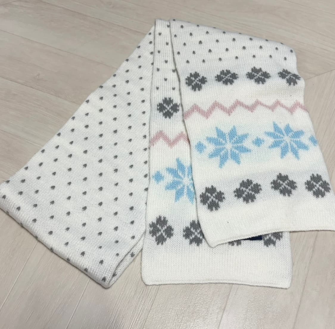 눈꽃 패턴 머플러  상품이미지1