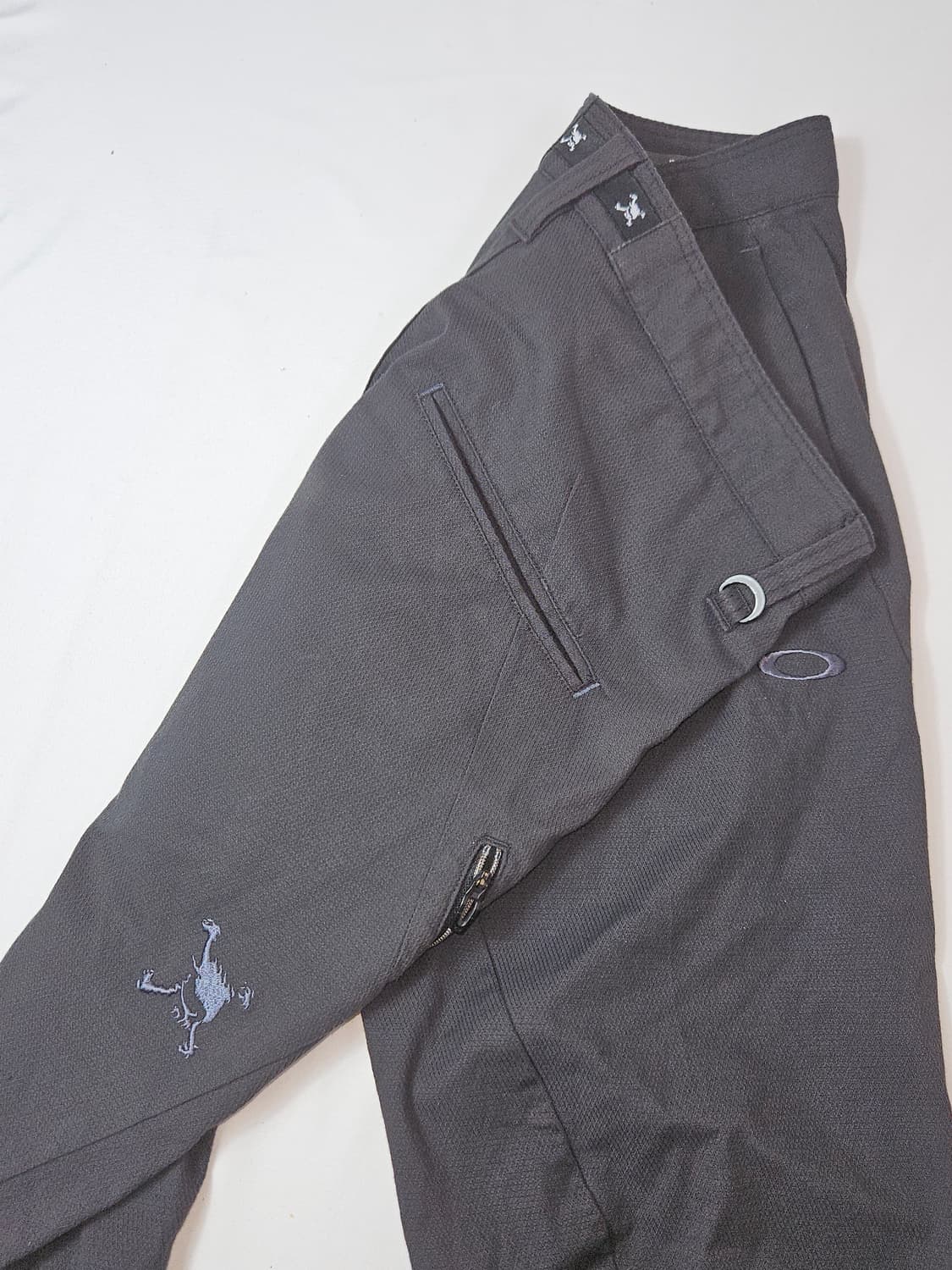 오클리 스컬 우븐 팬츠 올테크 블랙 고프코어 32 상품이미지3