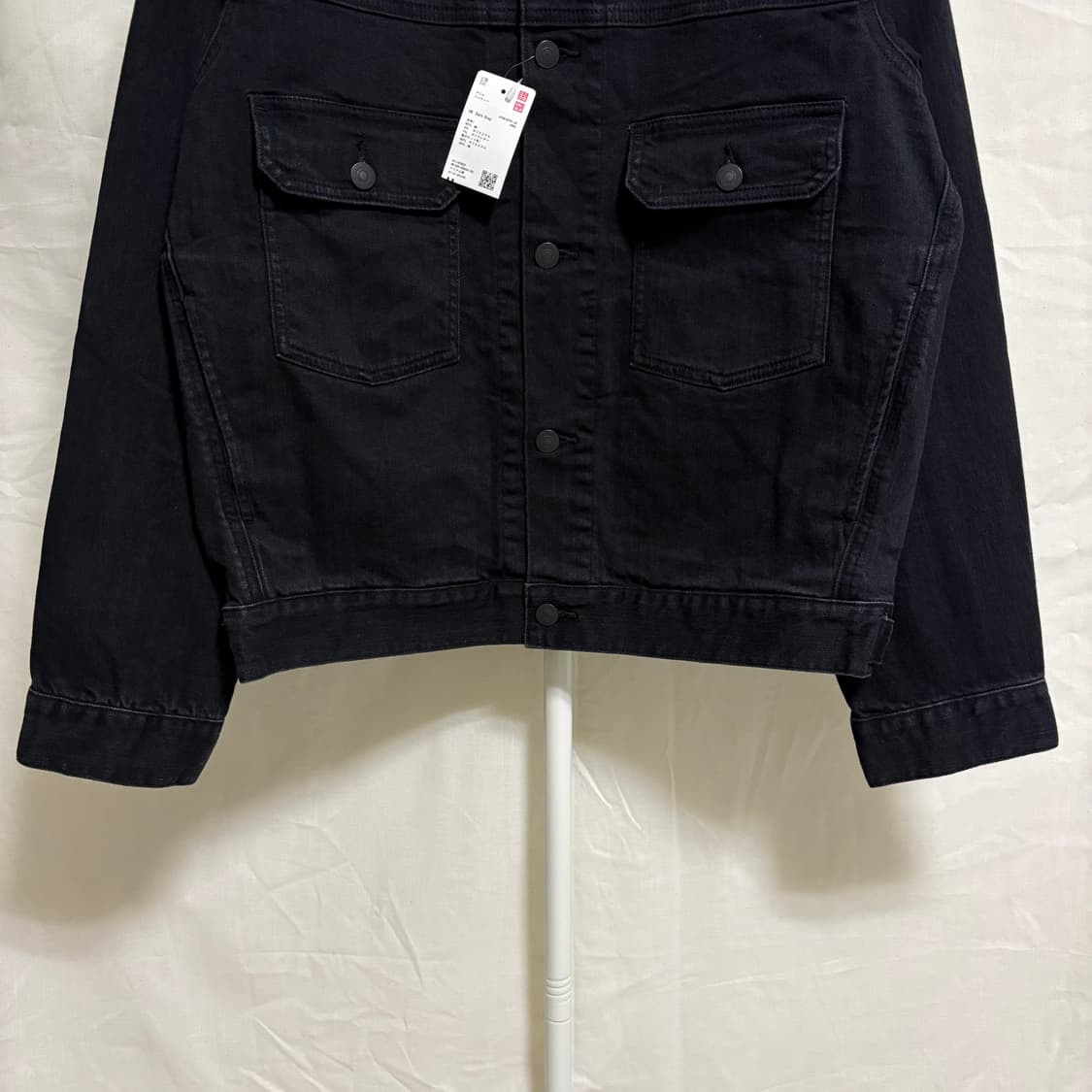 (새제품) 유니클로 데님 트러커 자켓 / 흑청, M 상품이미지3