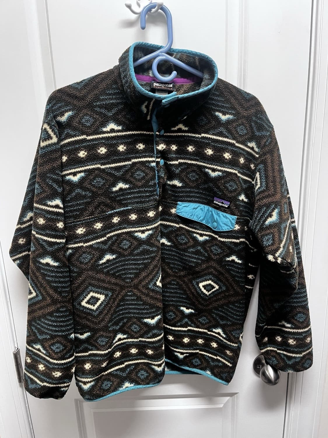 13FW 파타고니아 신칠라 스냅T 패턴 플리스 자켓 블루브라운 상품이미지1