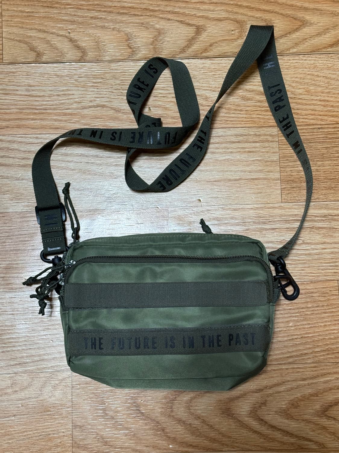 휴먼메이드 밀리터리 파우치 스몰 팝니다! 상품이미지1