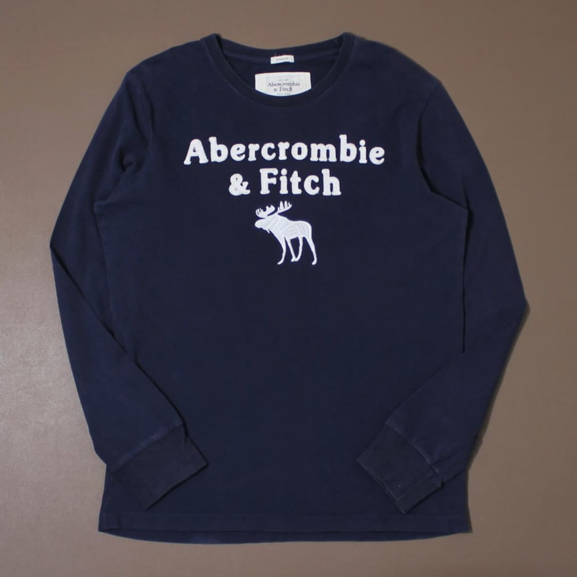 Abercrombie 아베크롬비 네이비 맨투맨 상품이미지1