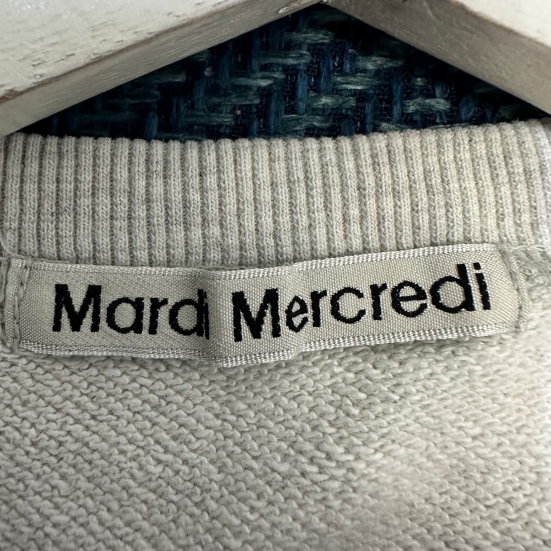 [여성Os] 마르디메크르디 맨투맨 상품이미지2