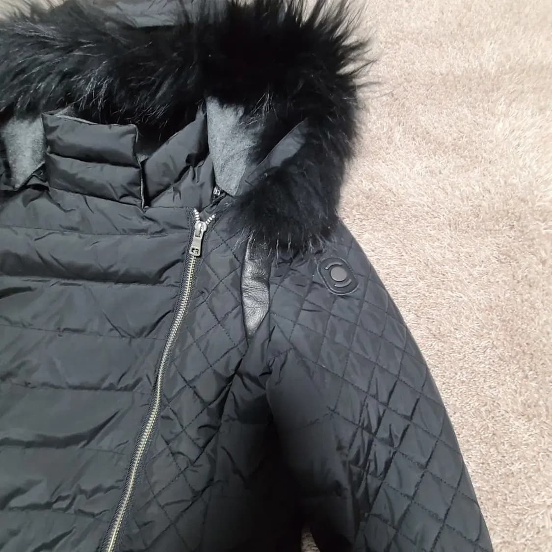 와이드앵글 라쿤구스 패딩 상품이미지2