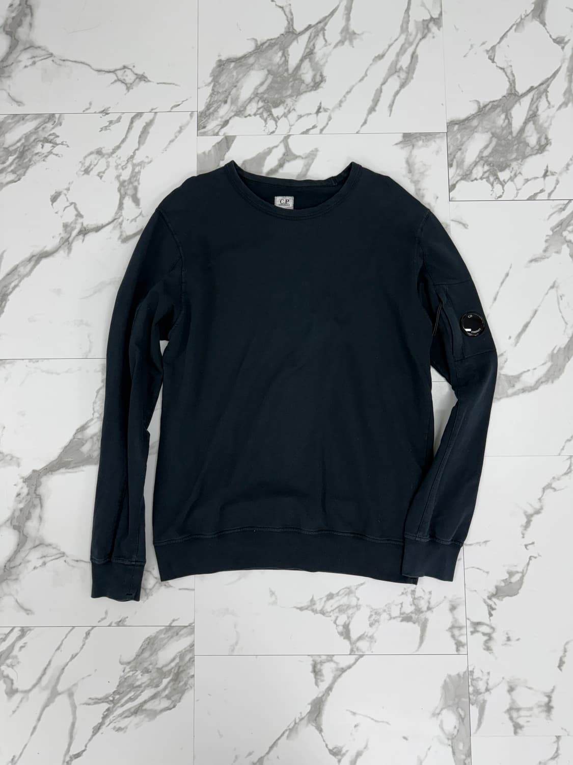 씨피컴퍼니 렌즈 롱슬리브 맨투맨 상품이미지1