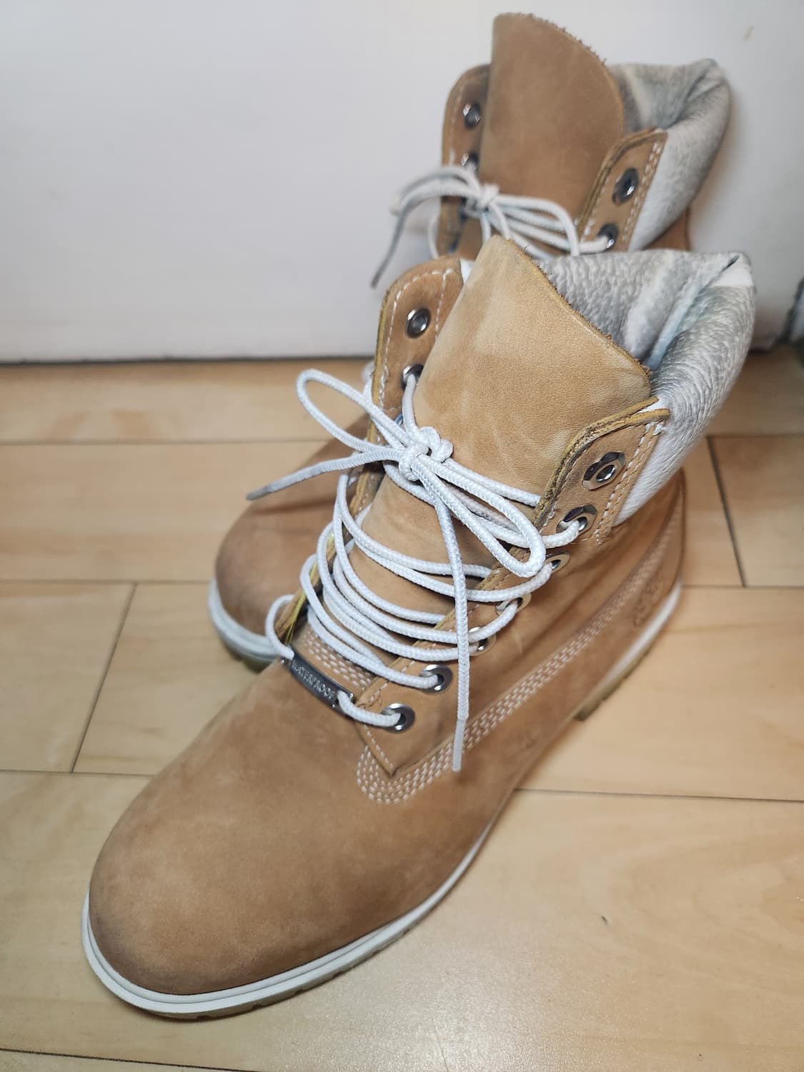 팀버랜드 TPU 아웃솔 6인치 프리미엄 부츠 (250) 상품이미지1