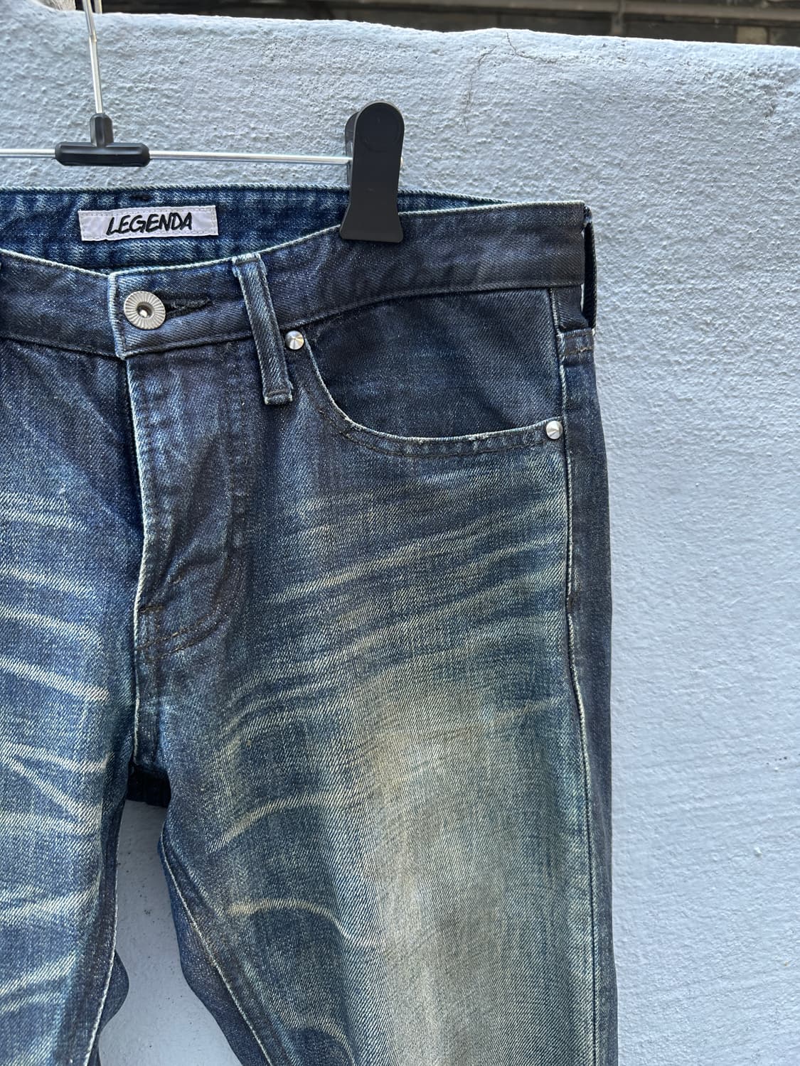 LEGENDA stud waxed coating jeans 상품이미지5