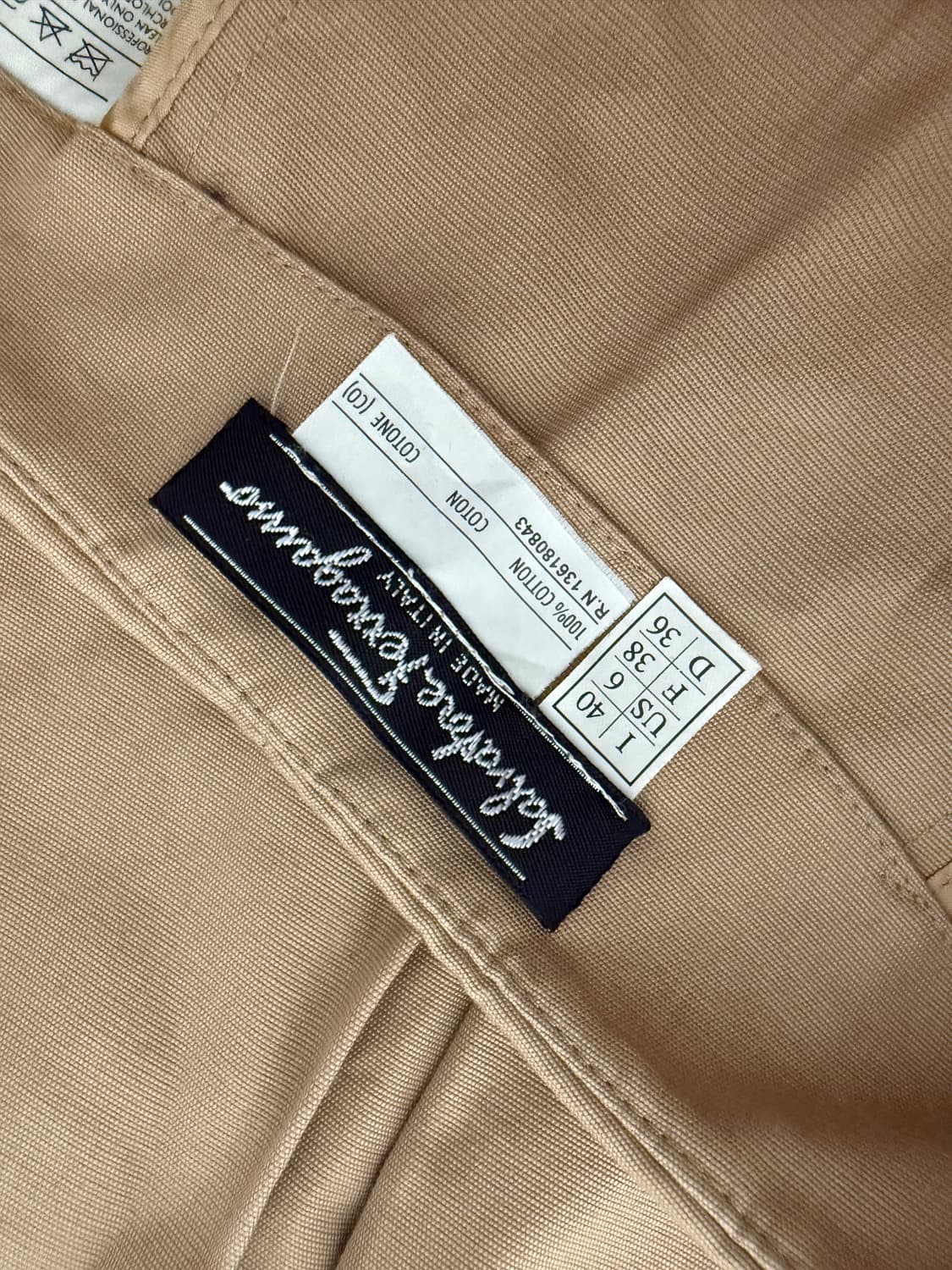 페레가모 치마판매합니다! 상품이미지2