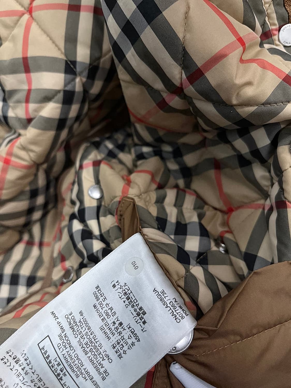 여) 버버리 신형 크롭 퀼팅자켓  상품이미지9