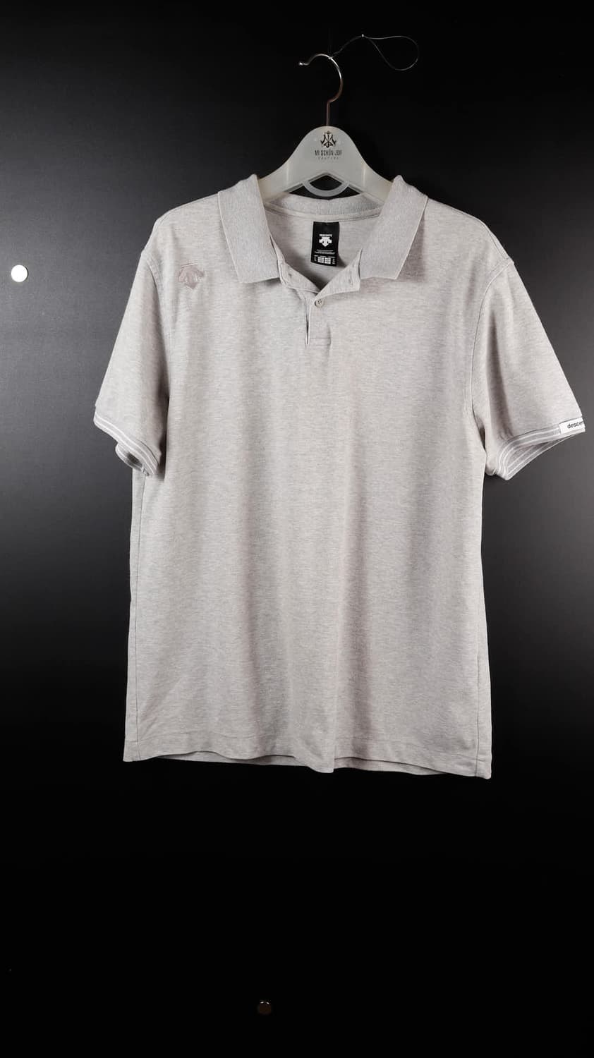 데상트 회색 카라티 상품이미지1