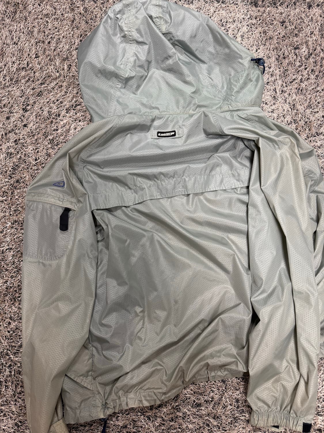 Nike acg 바람막이 상품이미지2