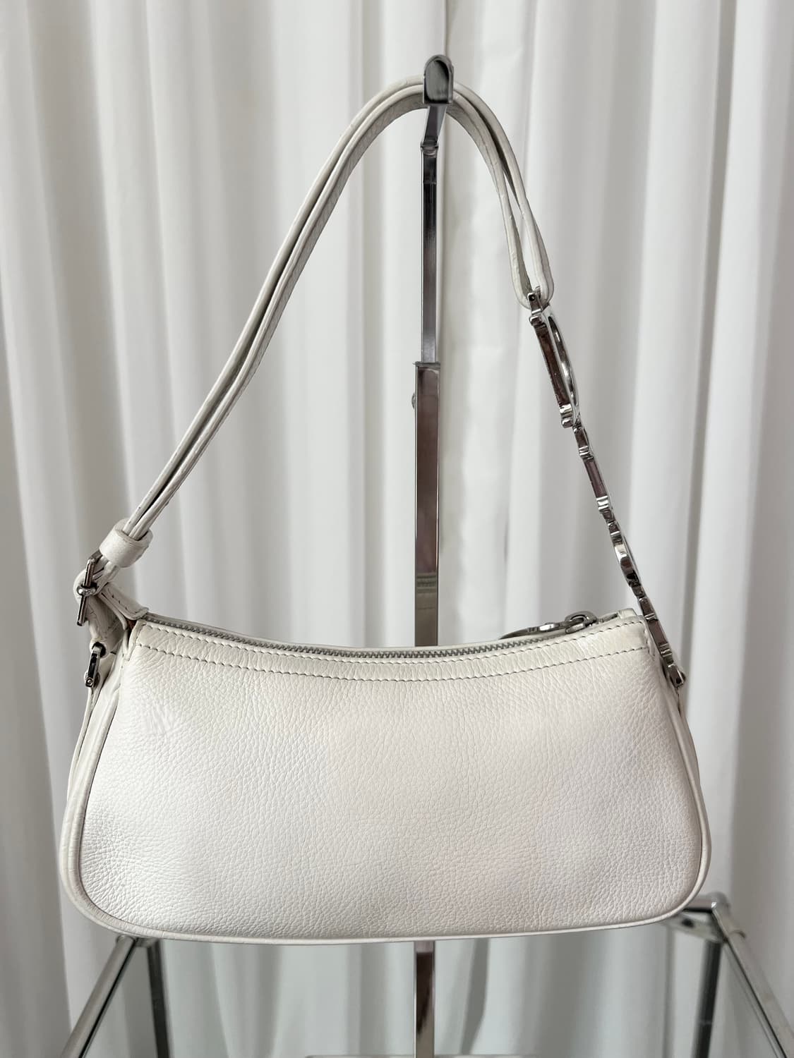 디올 스펠아웃 D참 숄더백 상품이미지6