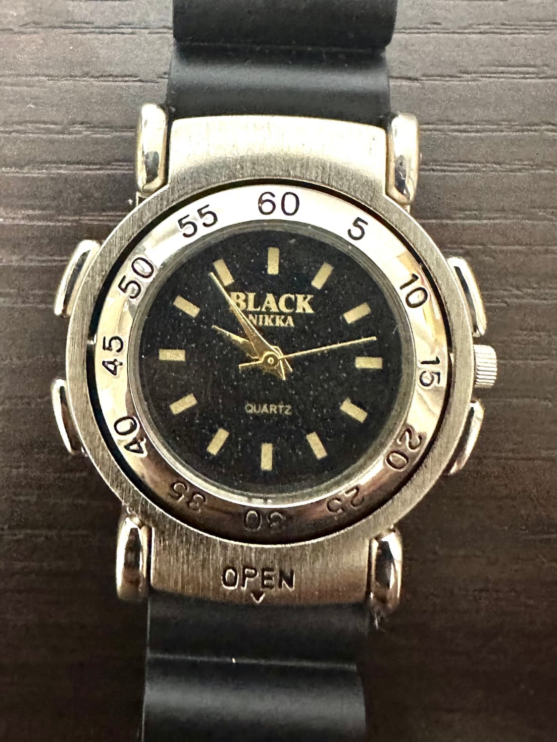 니카블랙 시계 상품이미지3