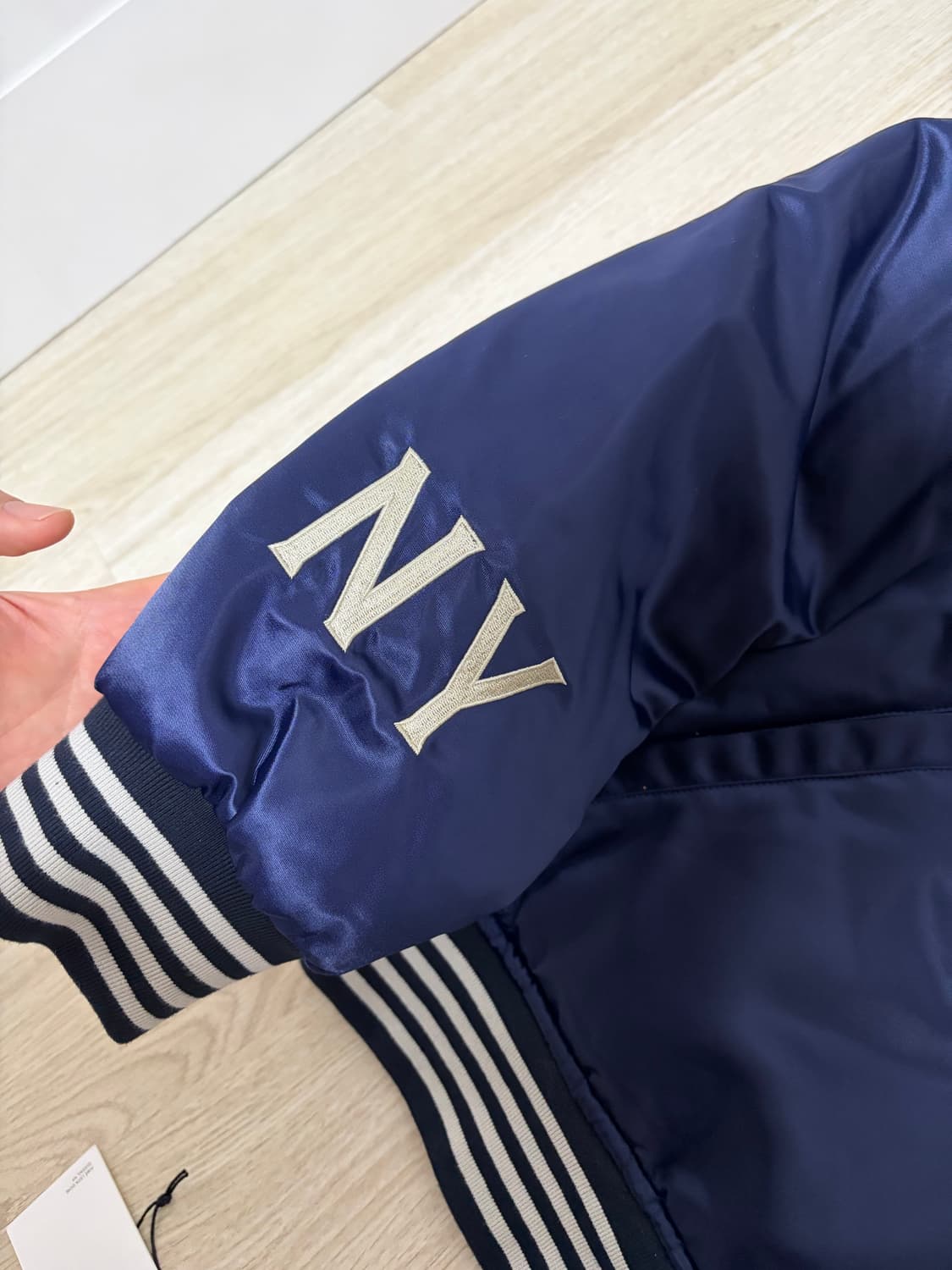 에임레온도르 양면 바시티 자켓 점퍼 M 상품이미지4