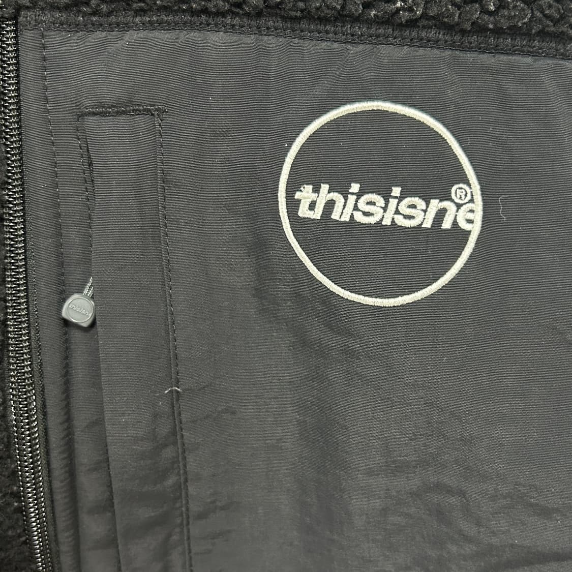 디스이즈네버댓 써클로고 뽀글이 플리스 집업 베스트 상품이미지4