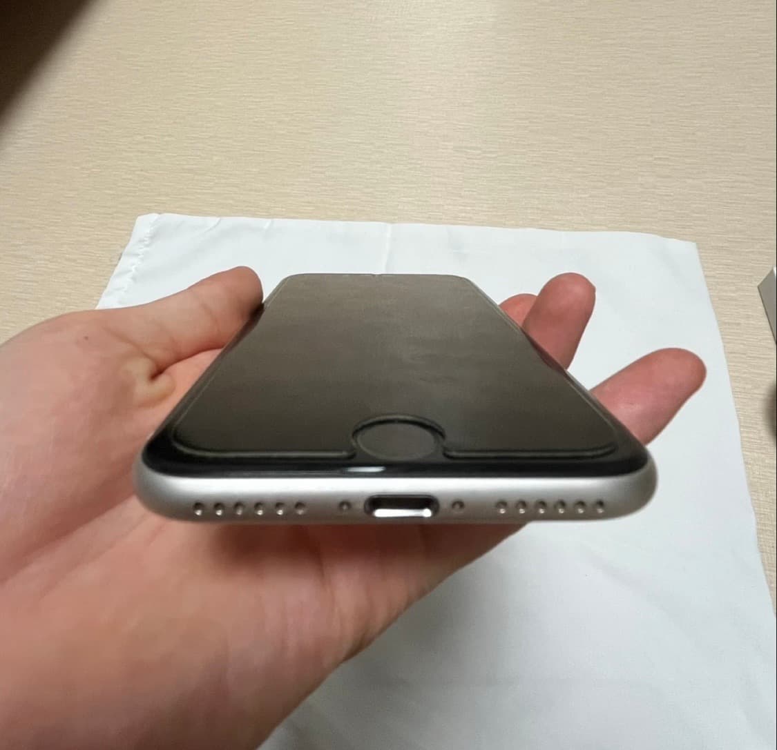 아이폰 SE3 128GB 스타라이트 풀박스 상품이미지4