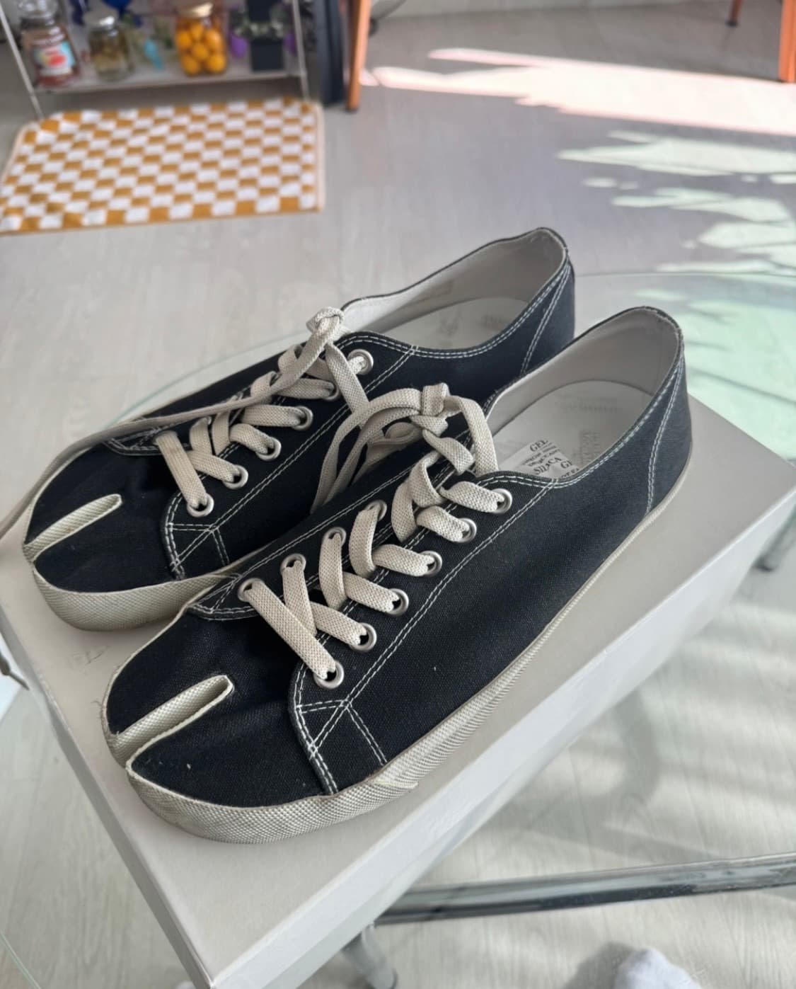 마르지엘라 타비 로우 블랙 42 상품이미지1