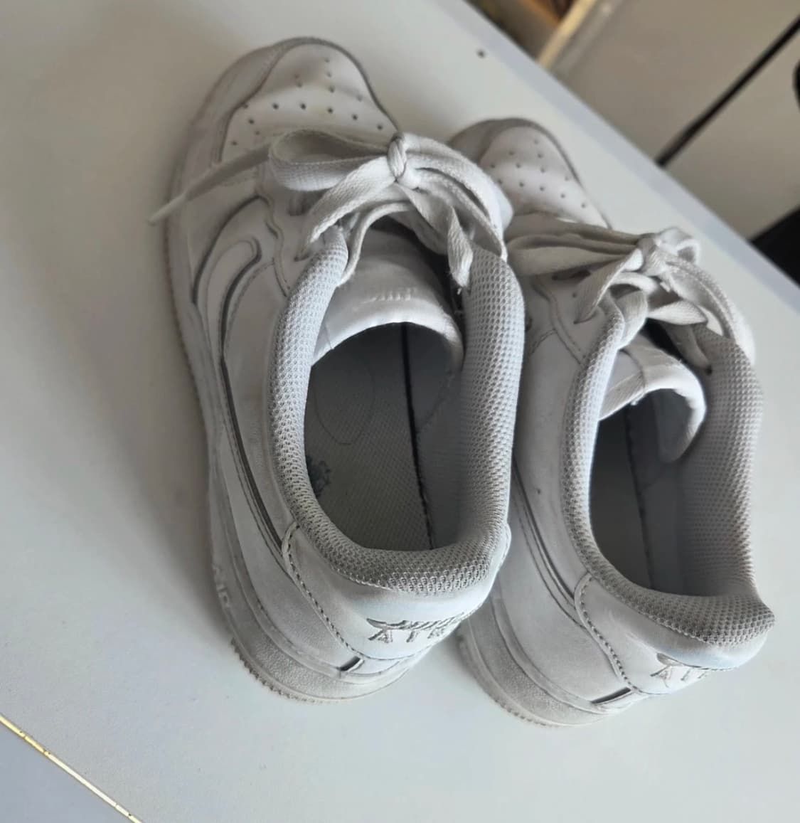 나이키 에어포스1 올백 운동화 / 에어포스 화이트 240 상품이미지4