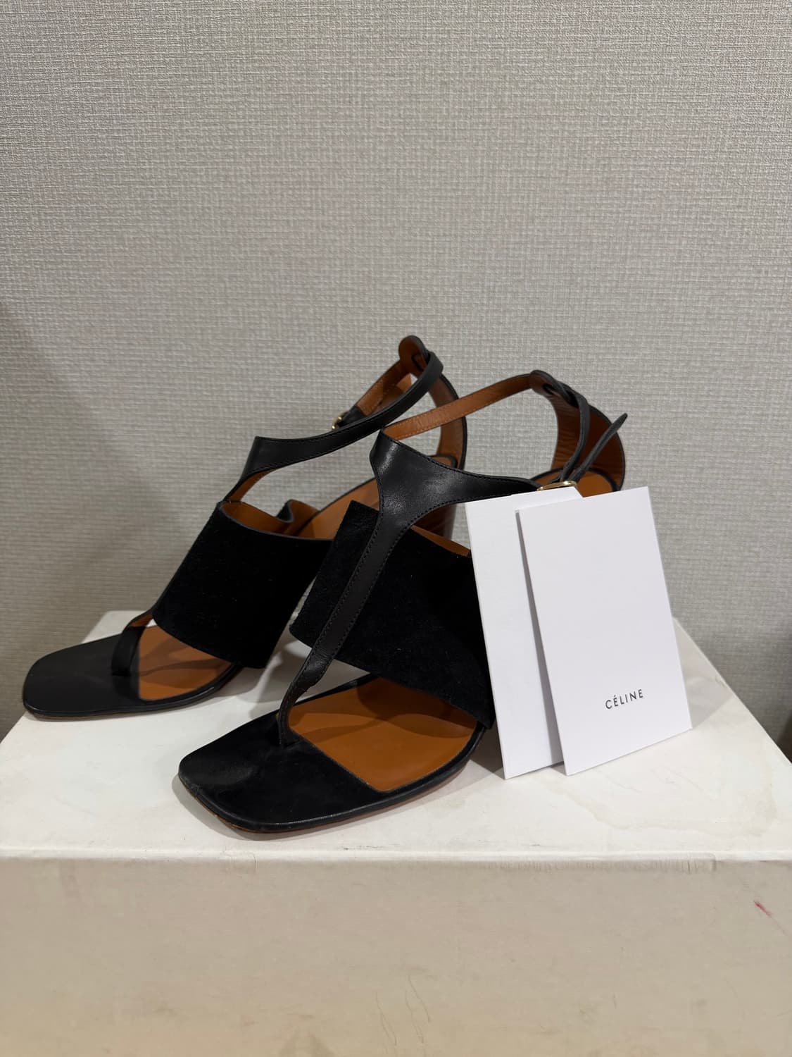 올드셀린느 피비파일로 셀린느 힐 펌프스  상품이미지2