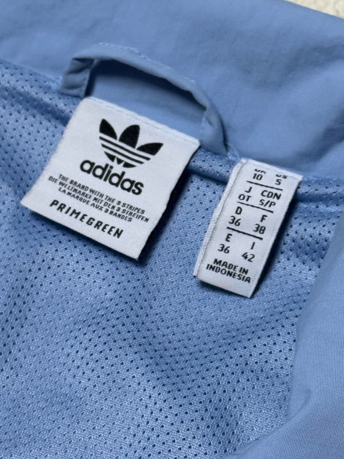 아디다스 시나모롤 스카이블루 바람막이 상품이미지5