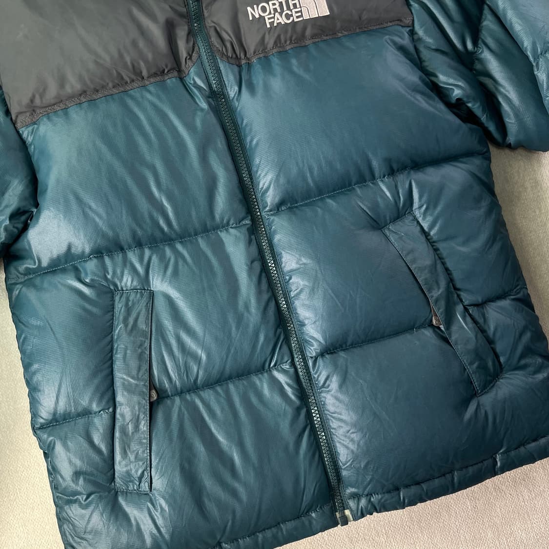 95 노스페이스 녹검 700 눕시 패딩 상품이미지4