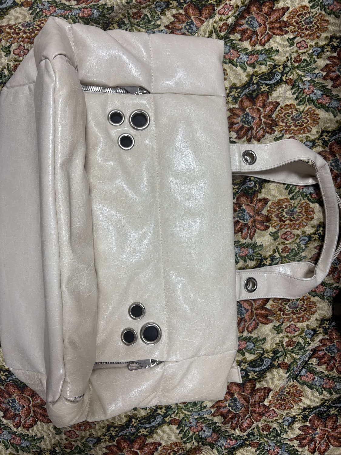 쿨사이드옵더필로우 MY EYELET TRAVEL BAG cream 상품이미지2