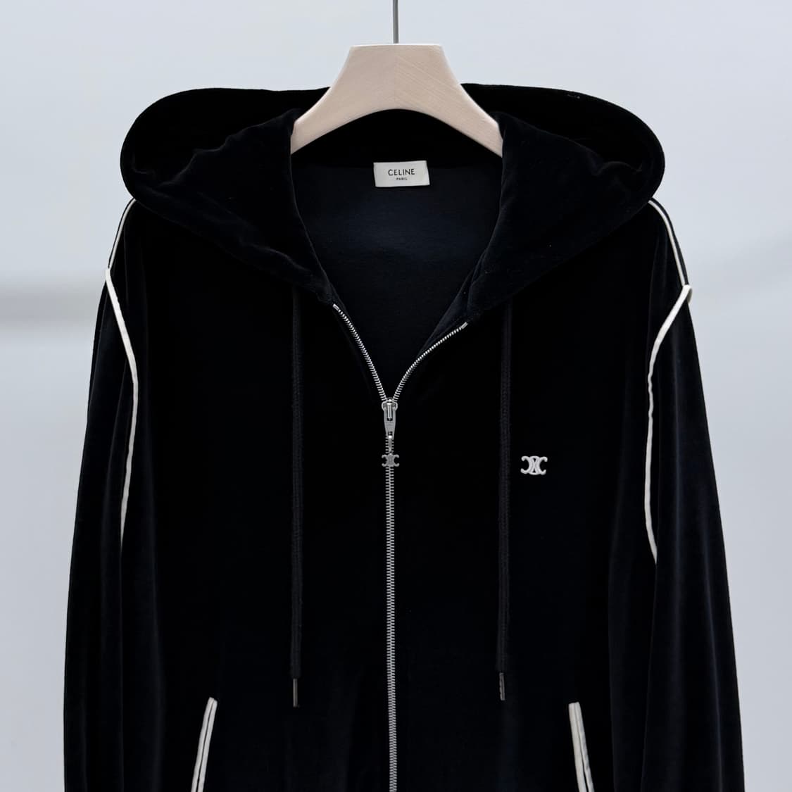 [S+급/XL] 셀린느 트리오페 벨벳 트레이닝 후드 집업 자켓 블랙 상품이미지3