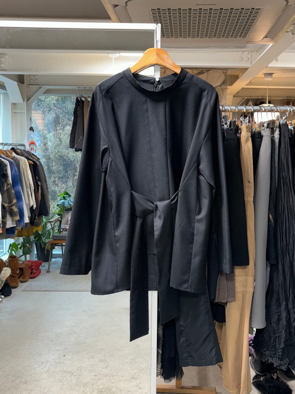 Garde collective 스트랩 블라우스 상품이미지2