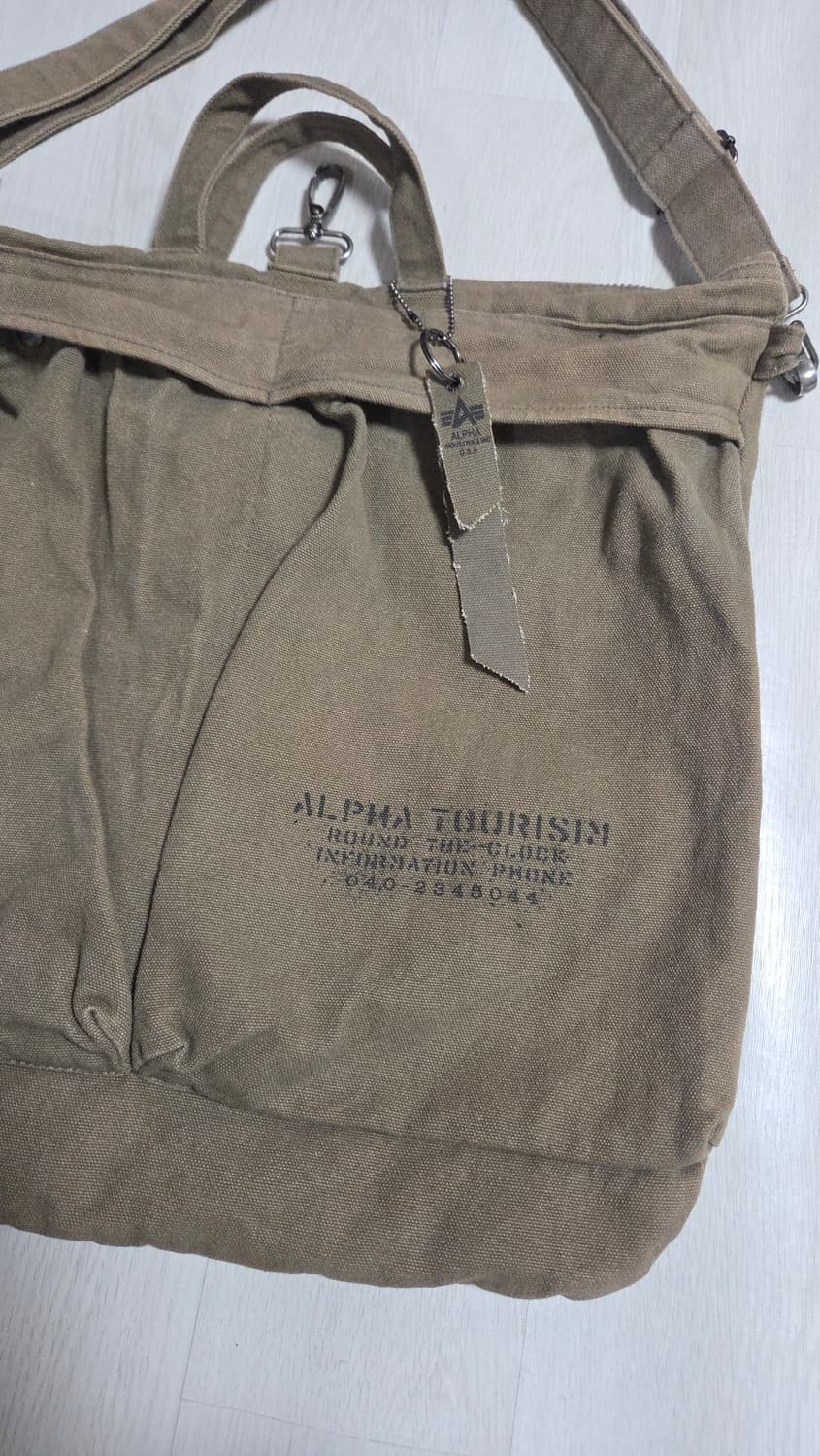 (착샷) 알파인더스트리 헬멧백 워크웨어 숄더백 상품이미지2