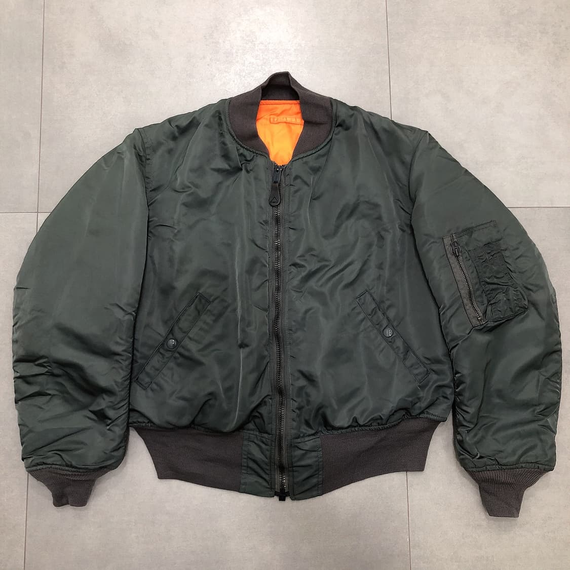 알파인더스트리 울파일 ma-1 마원 미국 usa 정밀복각 항공 점퍼 L 상품이미지1