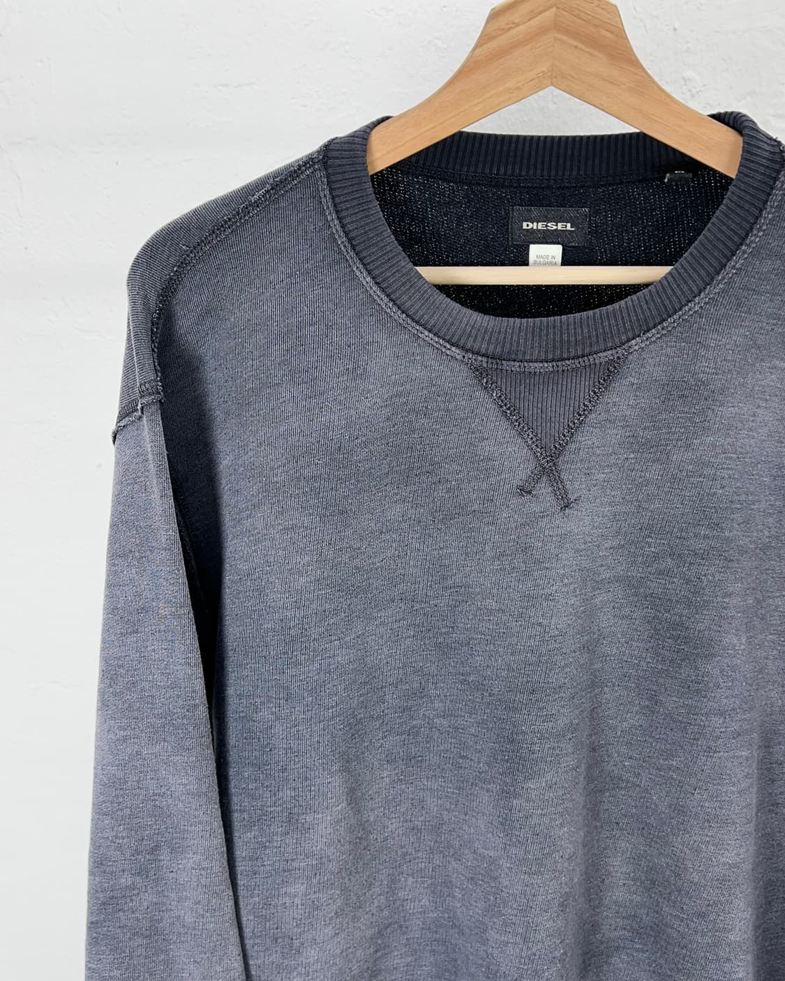 디젤 차콜 그레이 피그먼트 워시 슬릿 플레이트 맥 스티치 스웨트 셔츠 상품이미지2