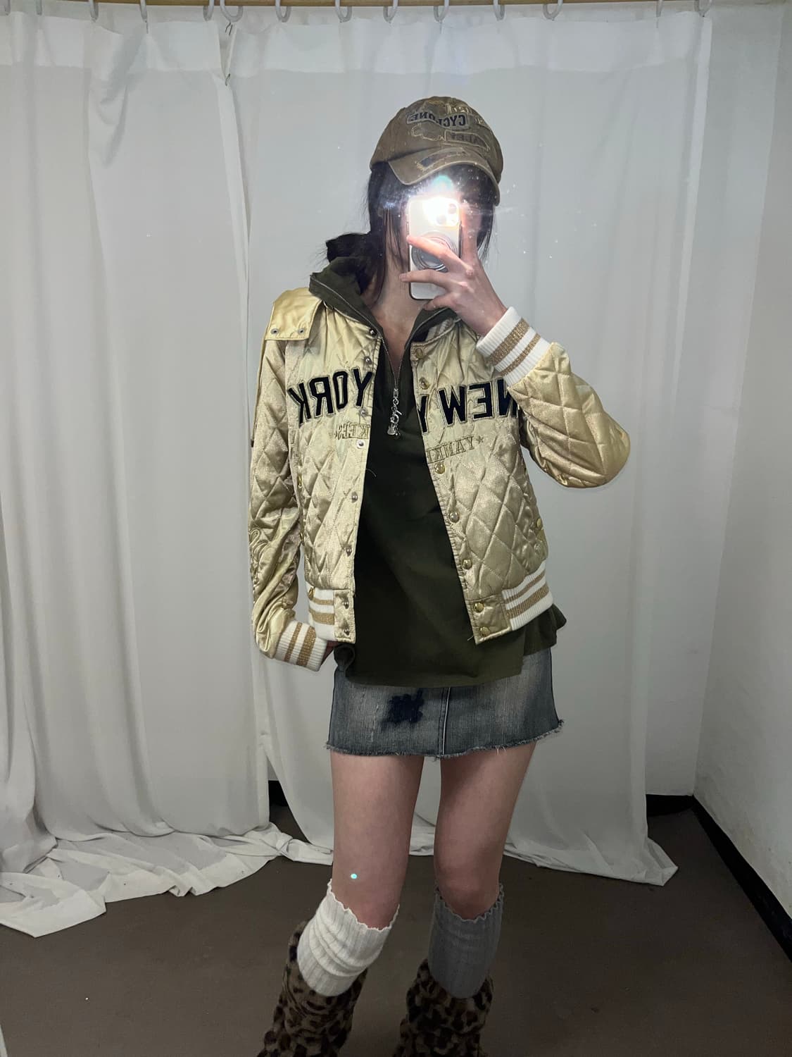 MLB 양키즈 00‘s 골드 퀄팅 점퍼 상품이미지2