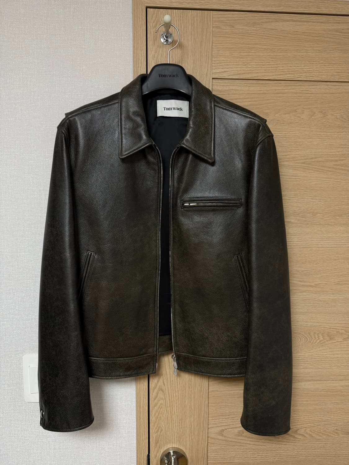 토니웩 LEATHER CHEST ZIP JACKET 상품이미지2