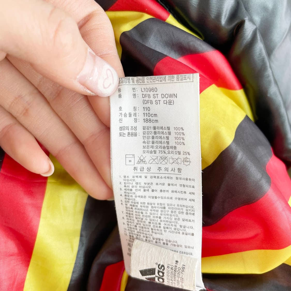 D2 아디다스 올드스쿨 독일 유광패딩점퍼 110사이즈 상품이미지8