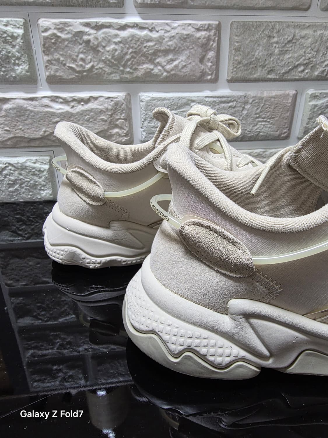 아디다스 오즈위고 [270mm] 상품이미지9