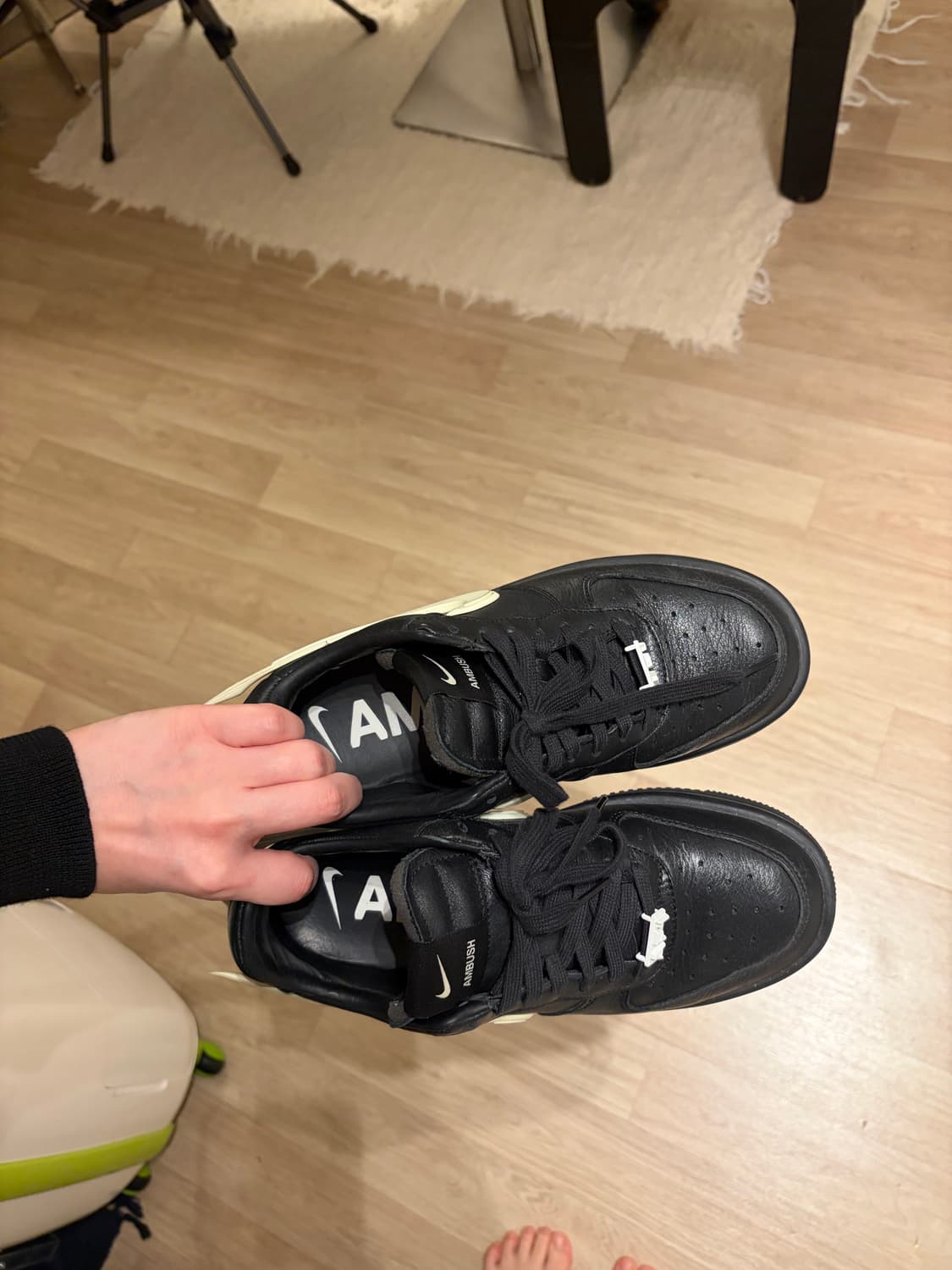 나이키 x 앰부쉬 에어포스 1 로우 SP 블랙 상품이미지1