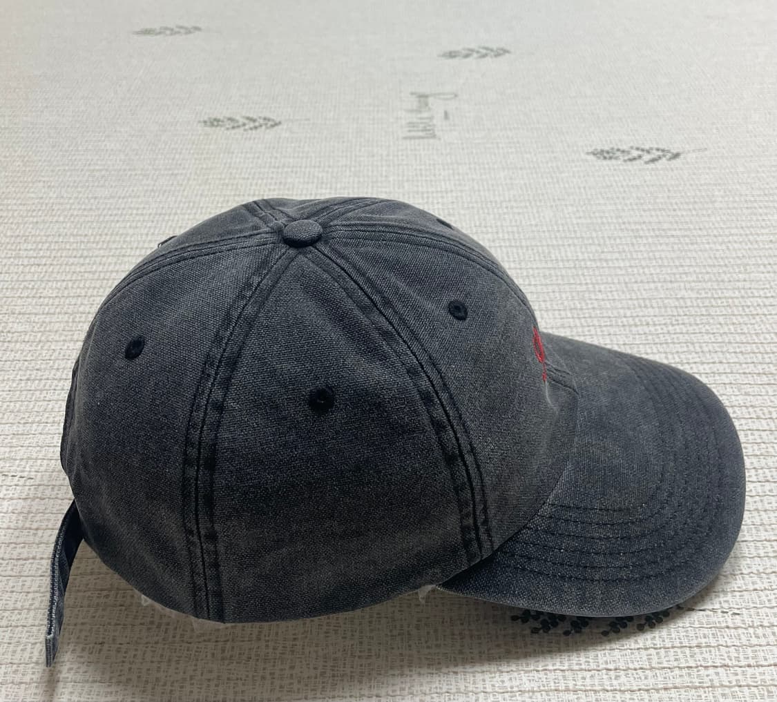 19fw 슈프림 스크립트 로고 6패널 블랙 상품이미지3