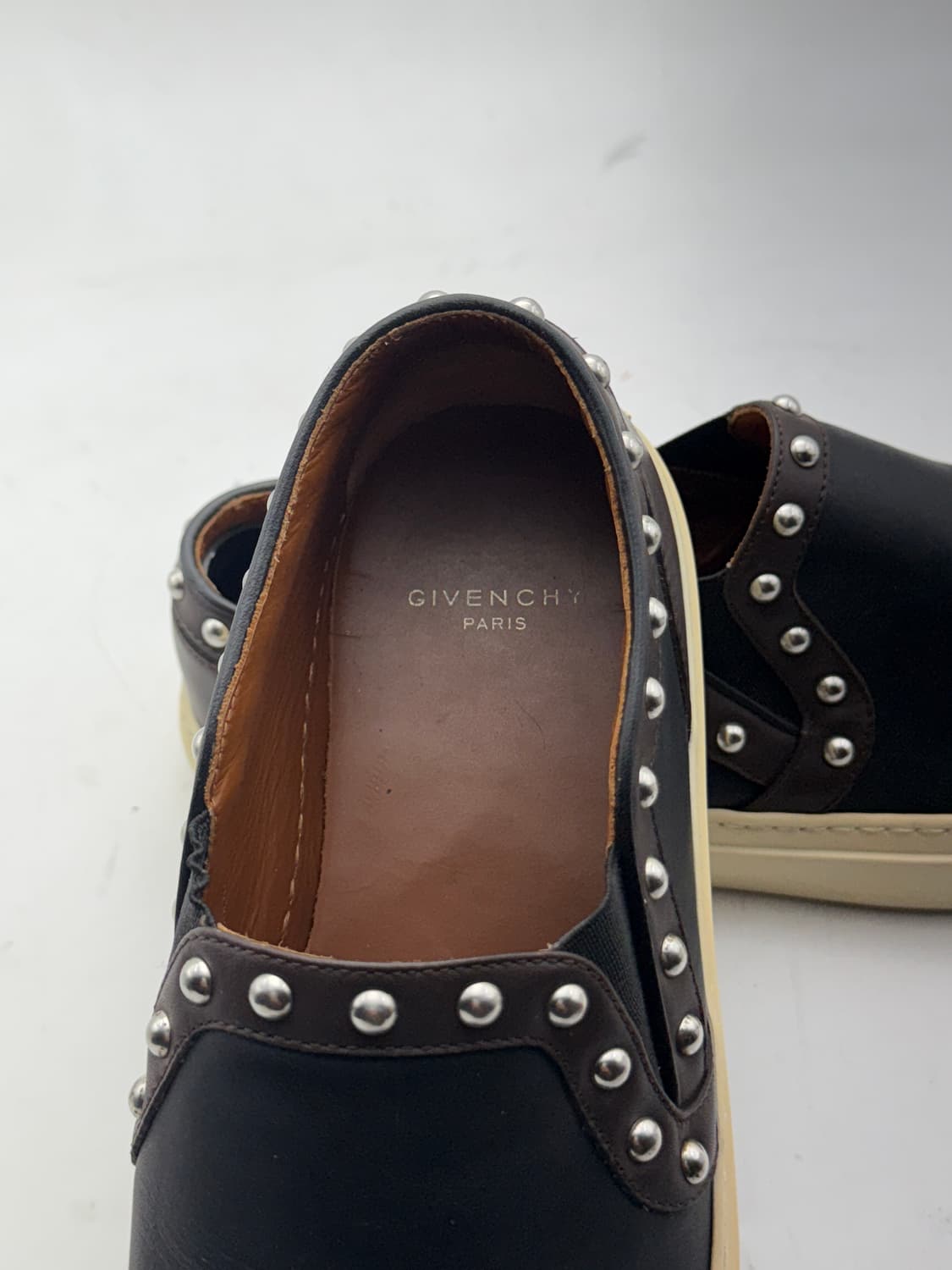 정품)지방시스니커즈255 상품이미지9