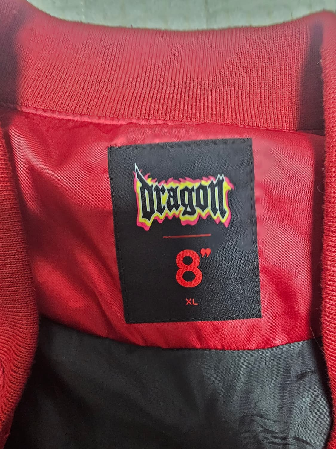 에잇세컨즈 x 지드래곤 자수 스카잔  상품이미지3