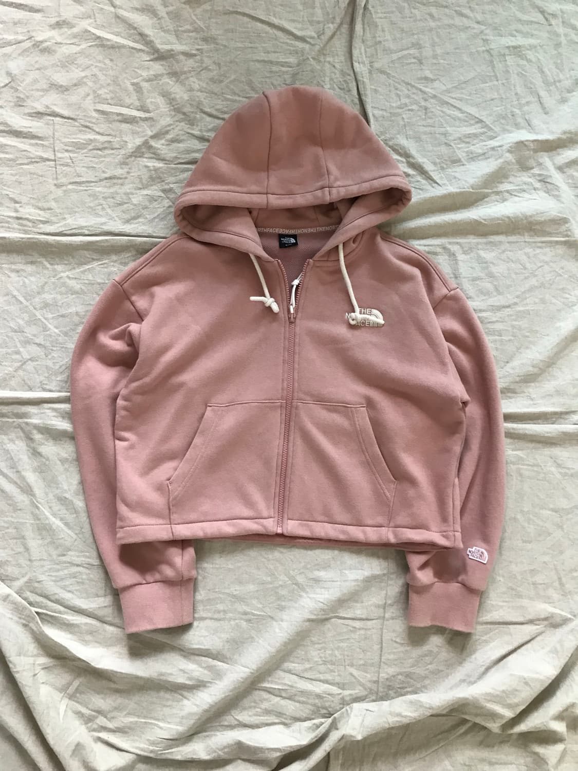 노스페이스 자수로고 핑크 크롭 후드집업 상품이미지5