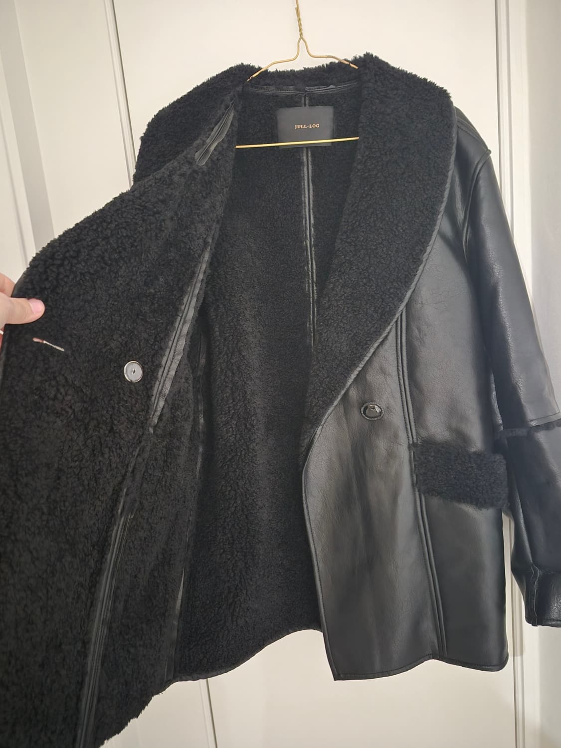 줄로그 에코무스탕 블랙 상품이미지4