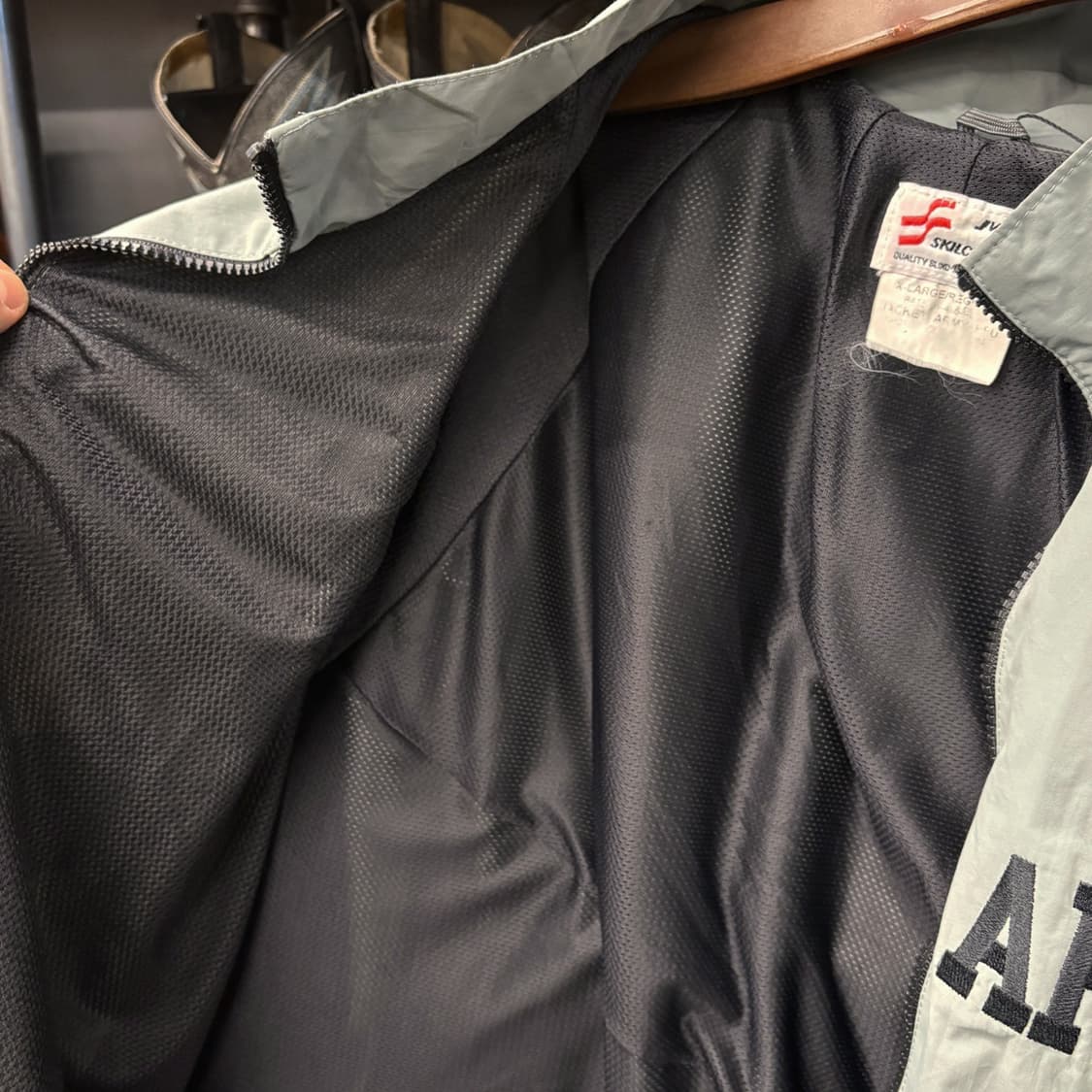 오리지널 밀리터리 U.S ARMY IPFU 트레이닝 윈드브레이커 N608 상품이미지6