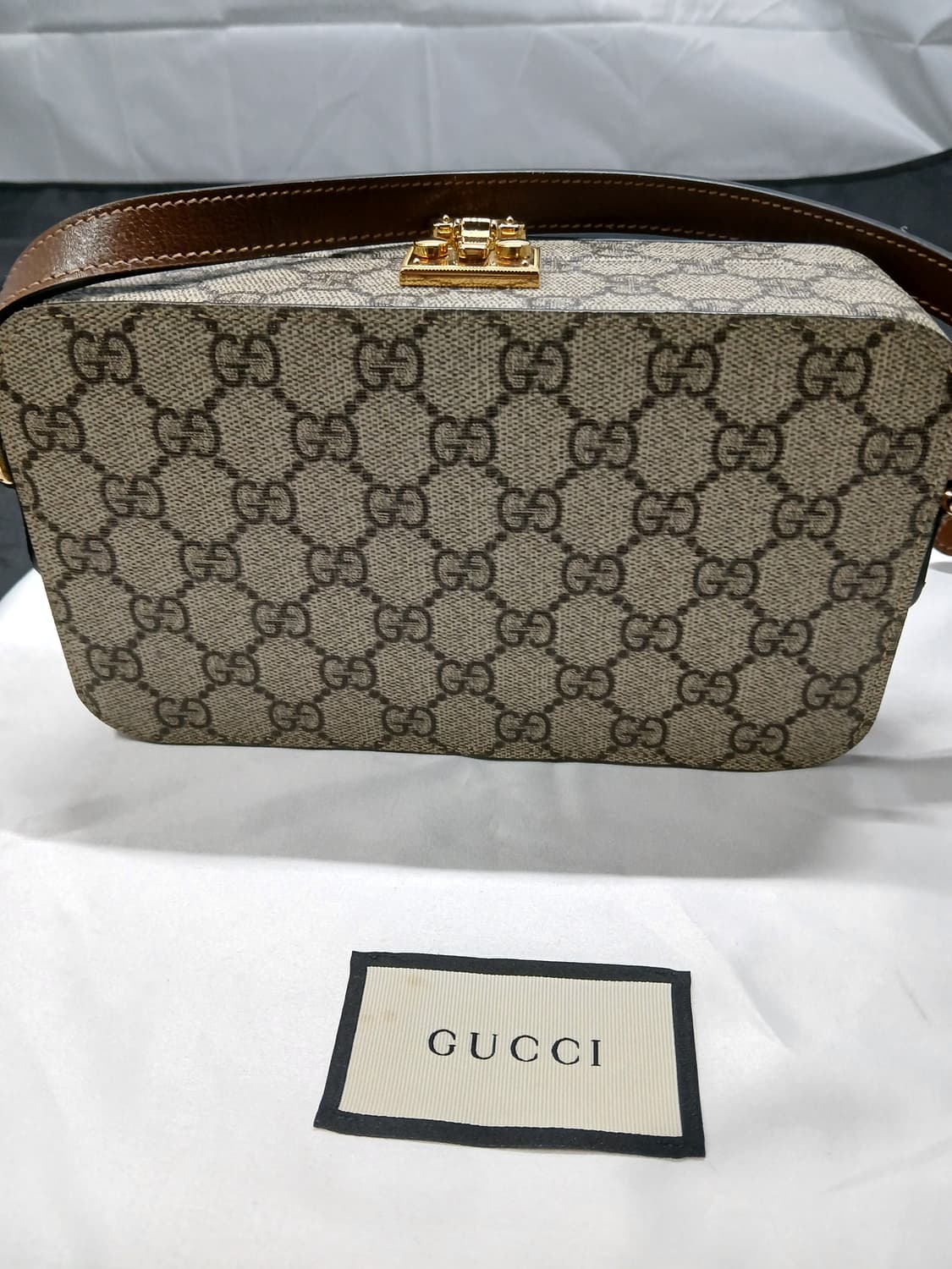 구찌 GG 인터로킹 크로스백 미니 723129 상품이미지5