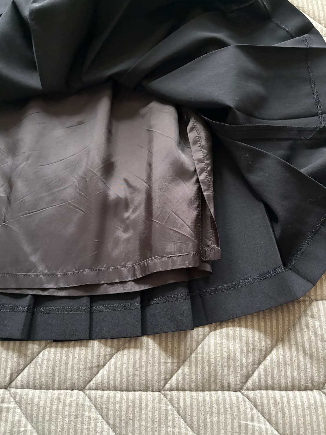 블랙 플리츠 스커트 상품이미지7