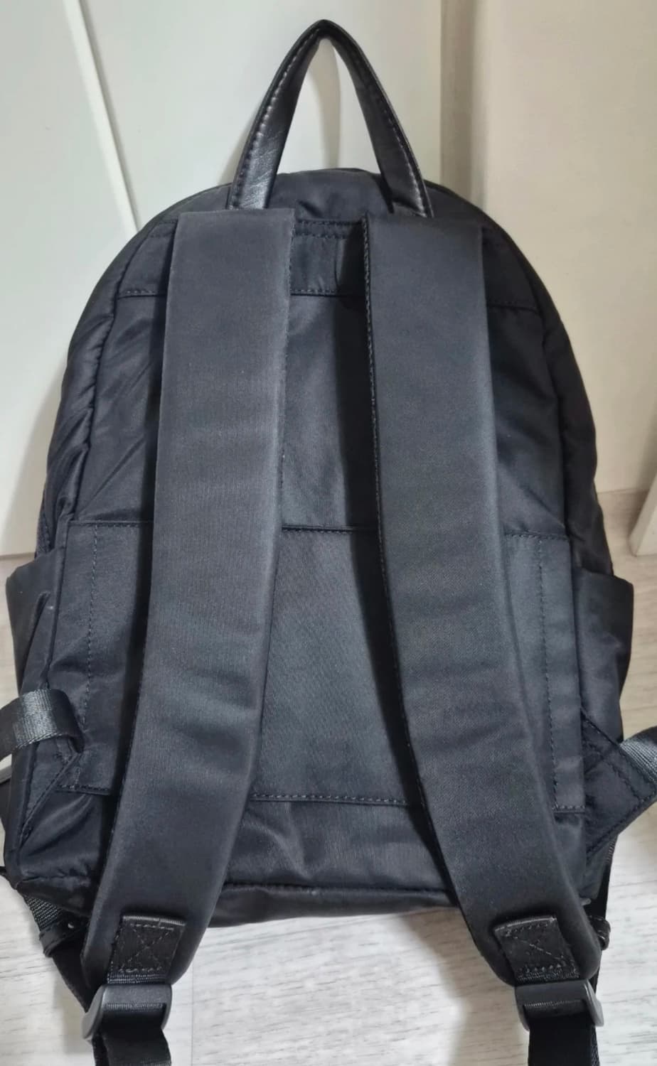 아메리칸투어리스터 블랙 백팩 / 아메리칸투어리스터 백팩 / 나일론 백팩 상품이미지2