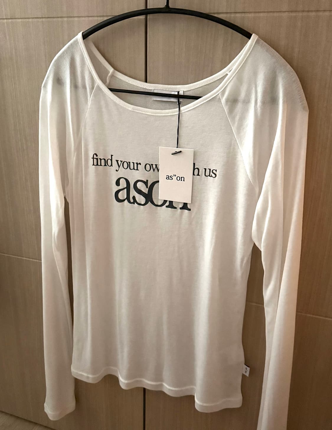 (택o새상품)애즈온 ason 레터링 롱슬리브 화이트 상품이미지3