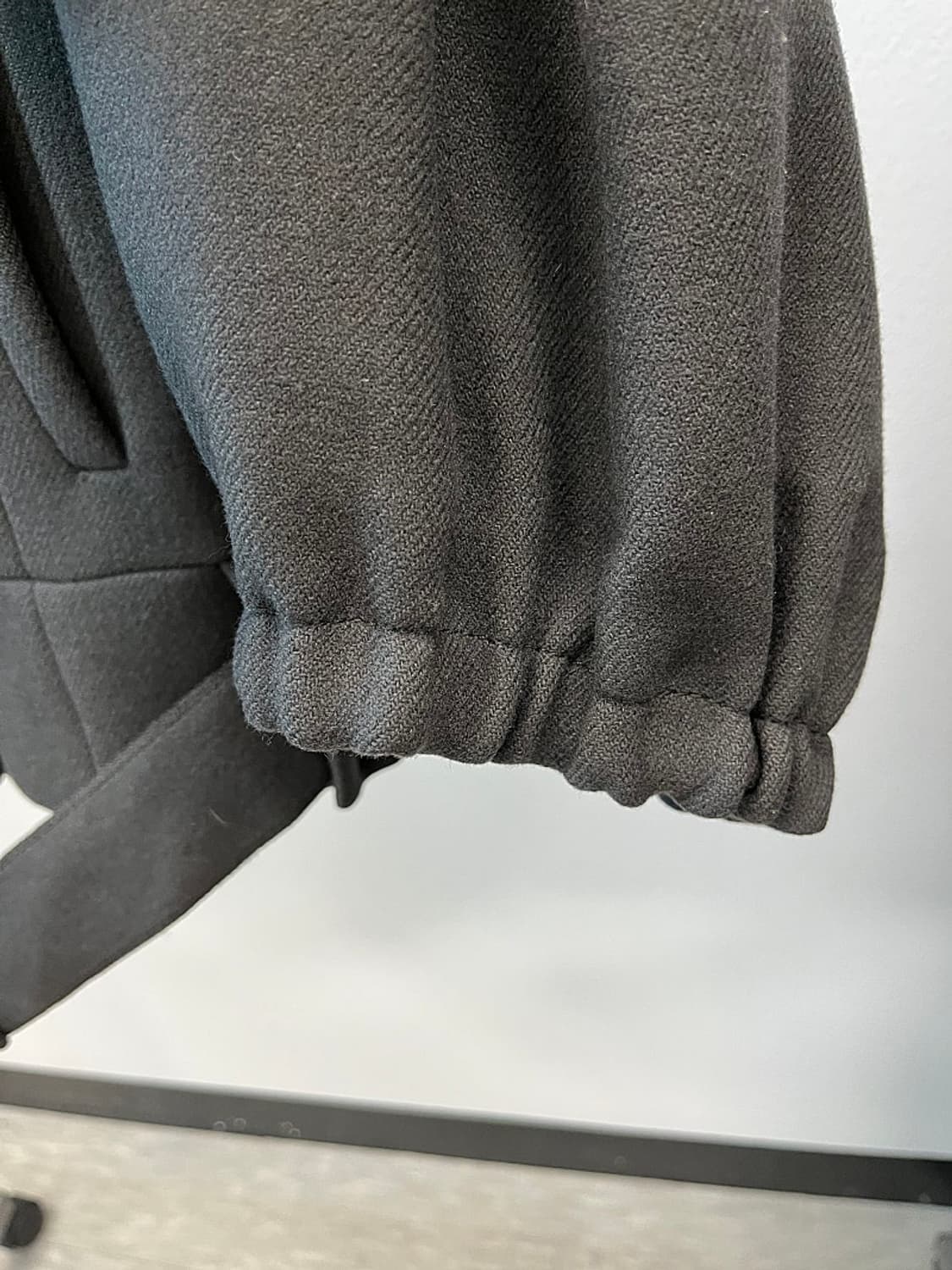 여) 프라다 벨티드 크롭 울자켓  상품이미지3