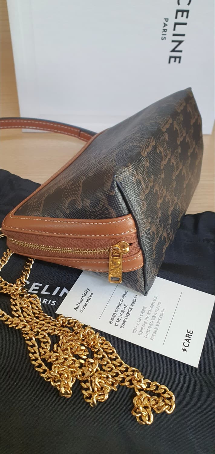 셀린느 트리옹프 크로스백/클러치백 새상품급 정품(감정서O) 상품이미지7